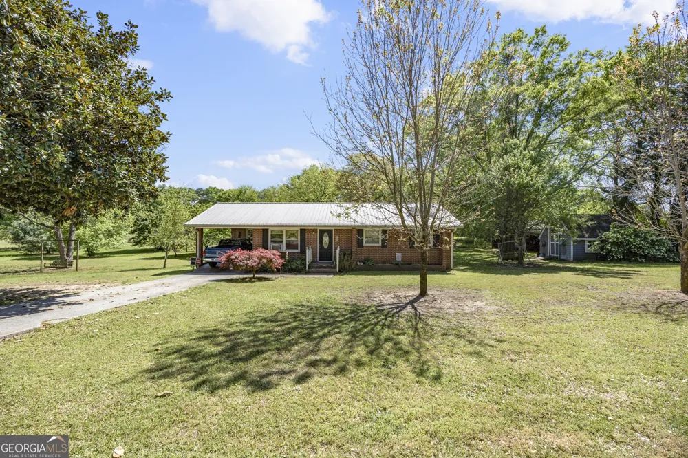 151 Ginn ST Carnesville, GA 30521