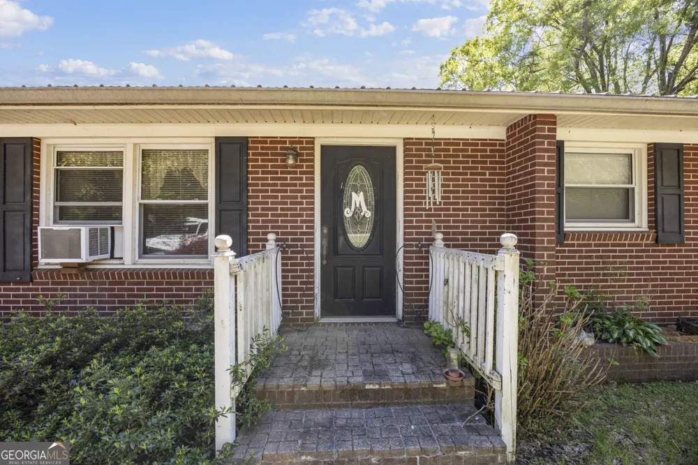 151 Ginn ST Carnesville, GA 30521