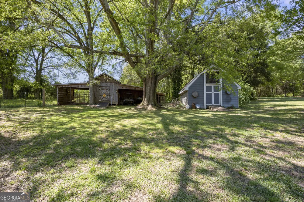 151 Ginn ST Carnesville, GA 30521