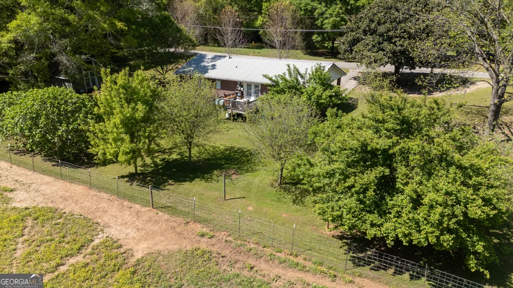151 Ginn ST Carnesville, GA 30521