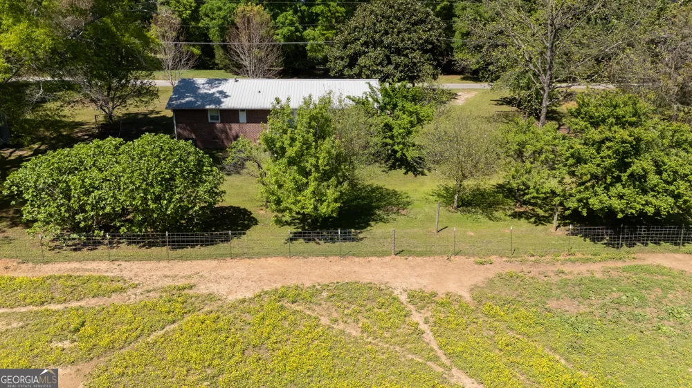 151 Ginn ST Carnesville, GA 30521