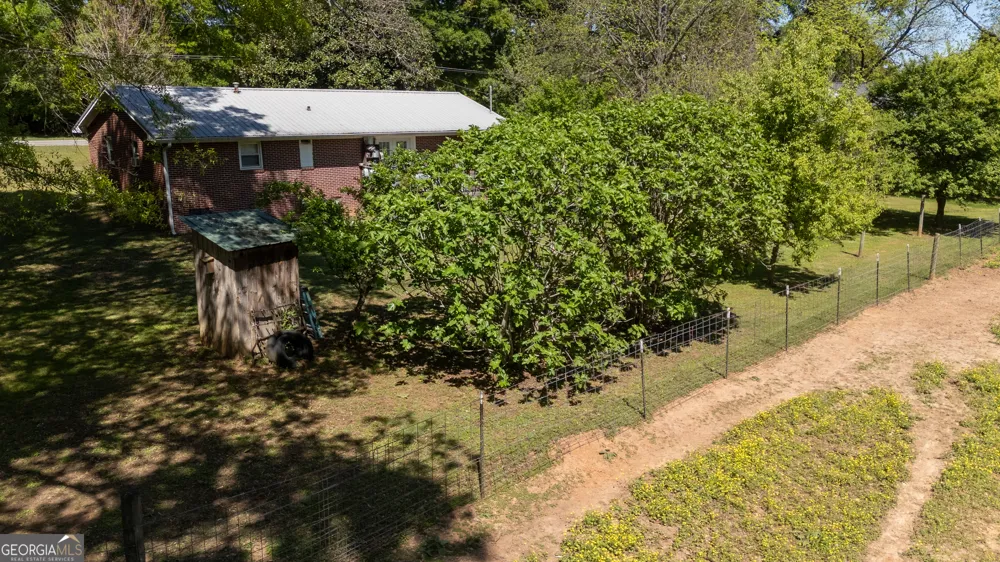 151 Ginn ST Carnesville, GA 30521