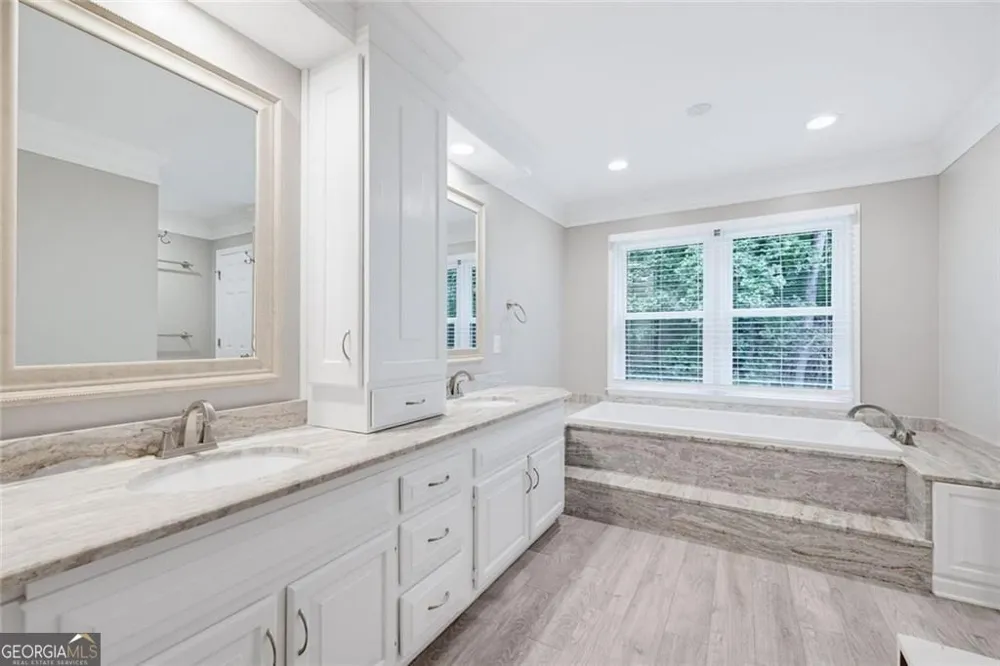 3696 Wildwood Farms DR NW Peachtree Corners, GA 30096