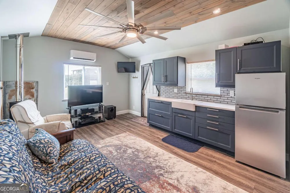 2003 Highway 323 Gillsville, GA 30543