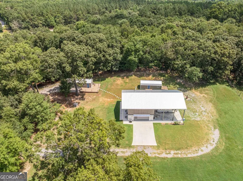 2003 Highway 323 Gillsville, GA 30543