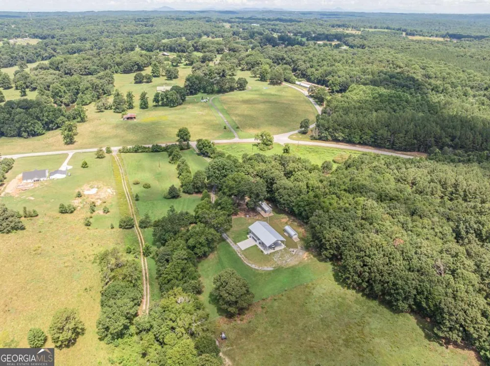 2003 Highway 323 Gillsville, GA 30543