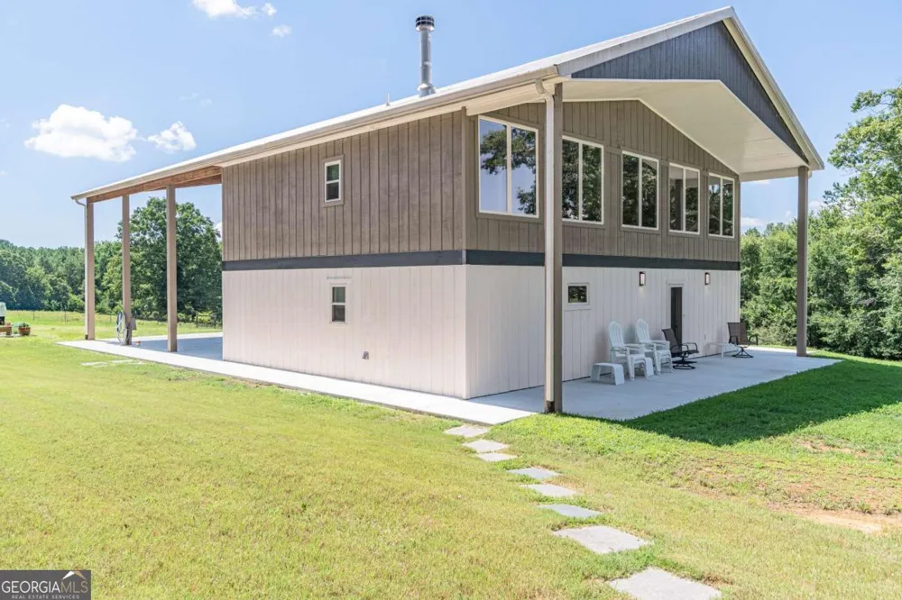 2003 Highway 323 Gillsville, GA 30543