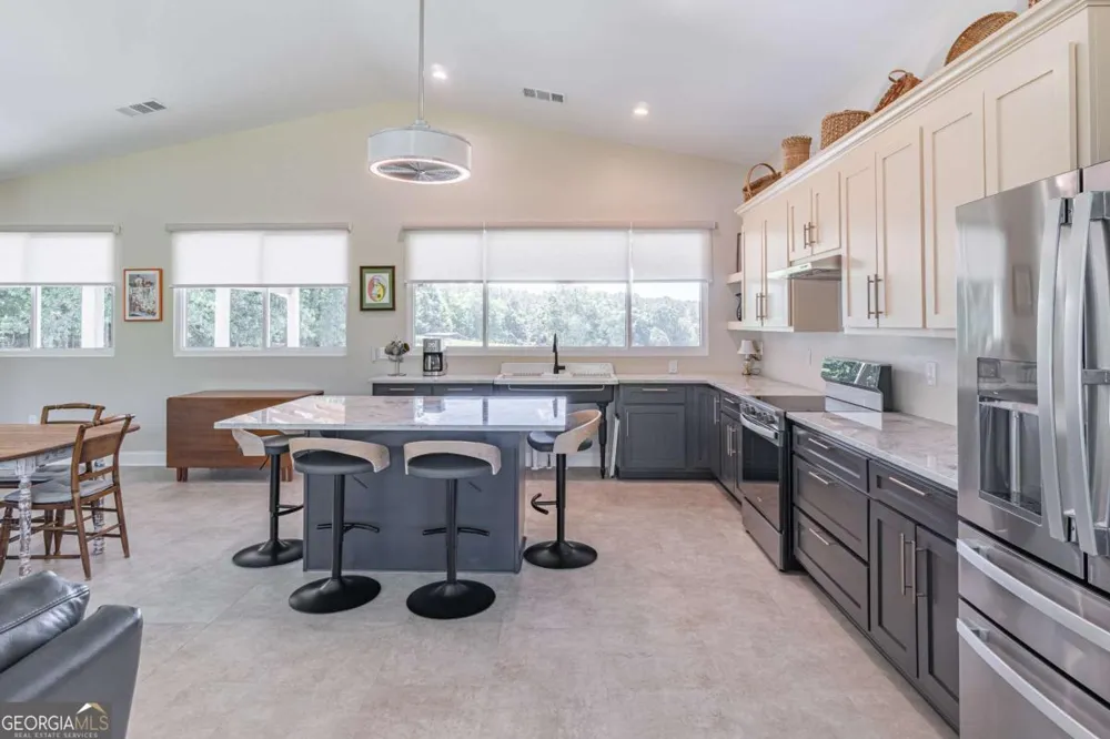 2003 Highway 323 Gillsville, GA 30543