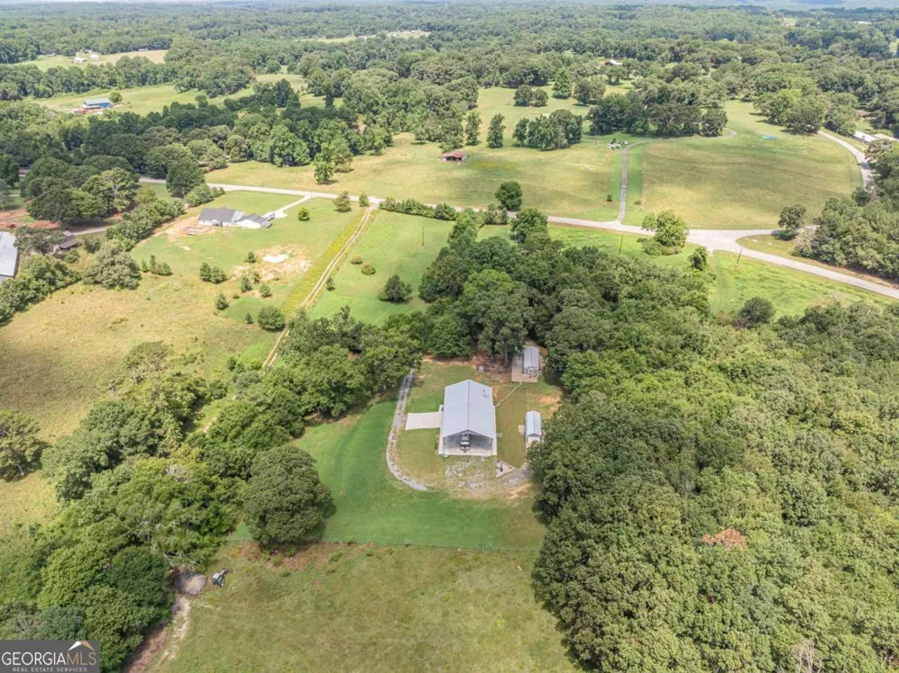 2003 Highway 323 Gillsville, GA 30543