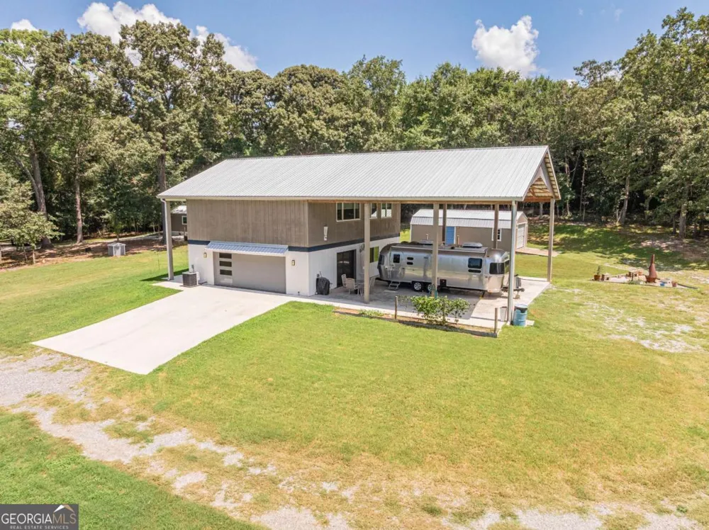 2003 Highway 323 Gillsville, GA 30543