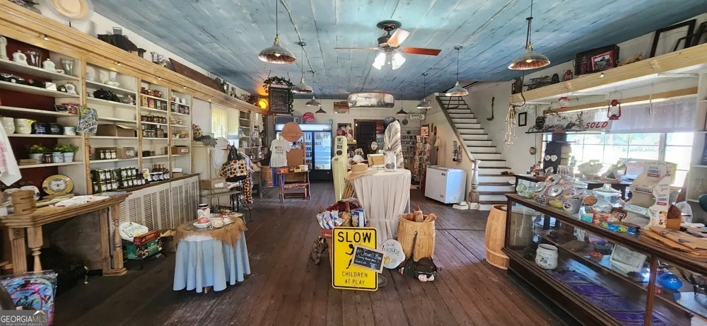 10746 Macon HWY jewell, GA 31045