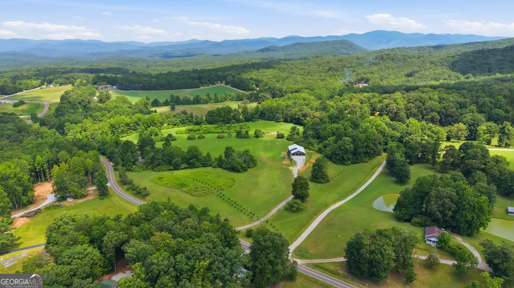593/525 Amy's Creek RD Clarkesville, GA 30523