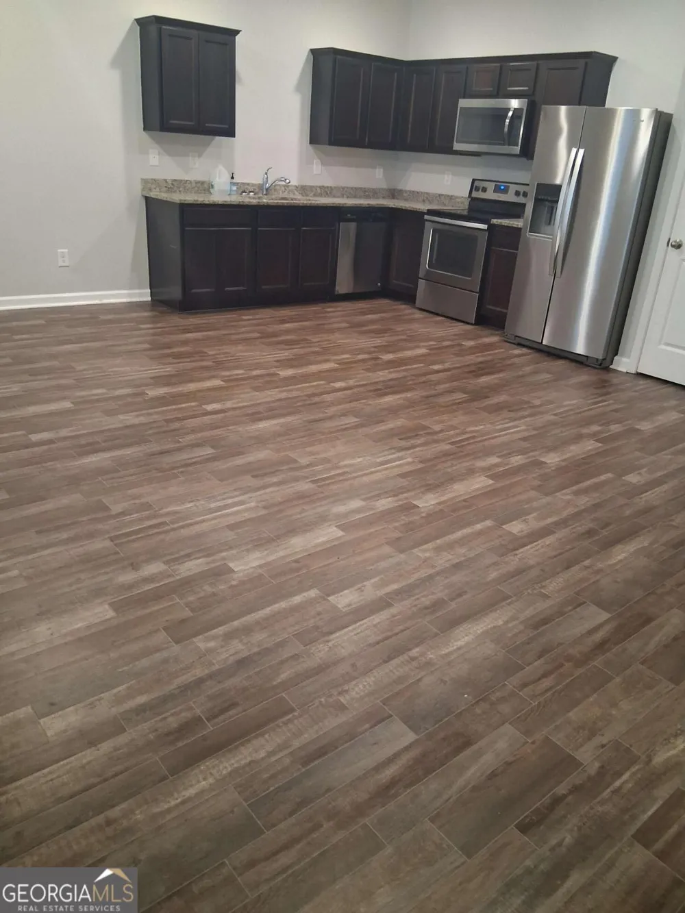 1990 E Millstream HOLW Conyers, GA 30012