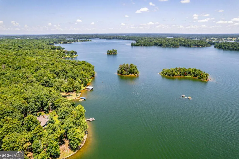 264 Winding River RD Eatonton, GA 31024