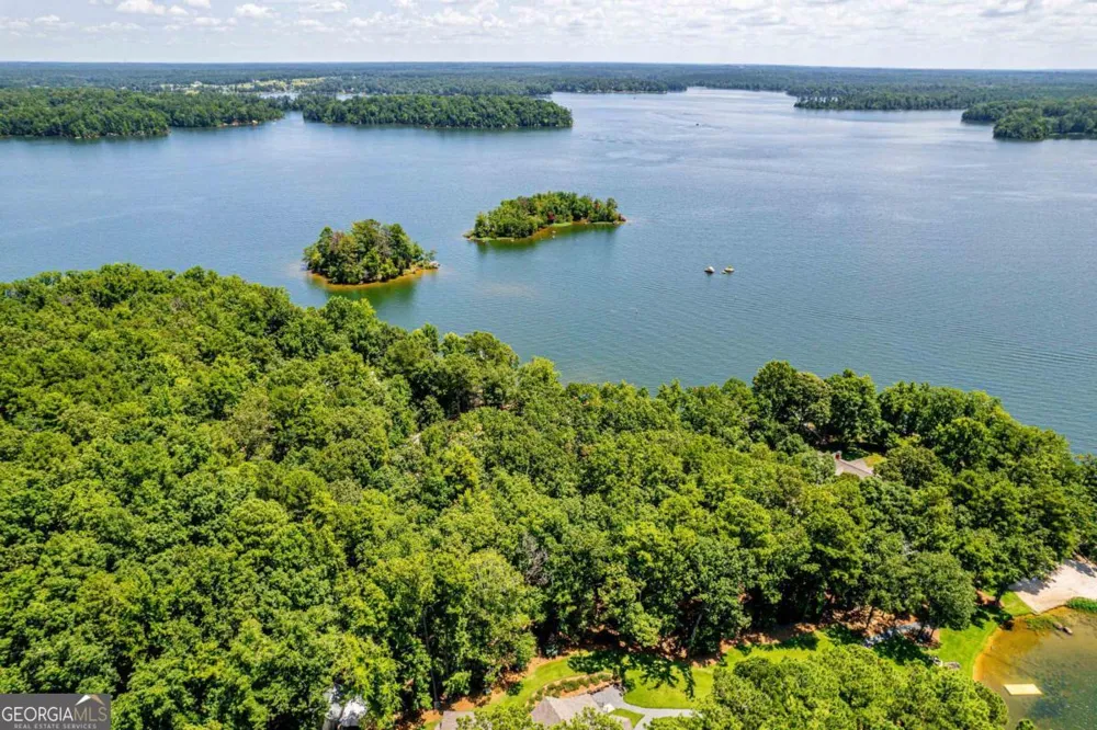 264 Winding River RD Eatonton, GA 31024