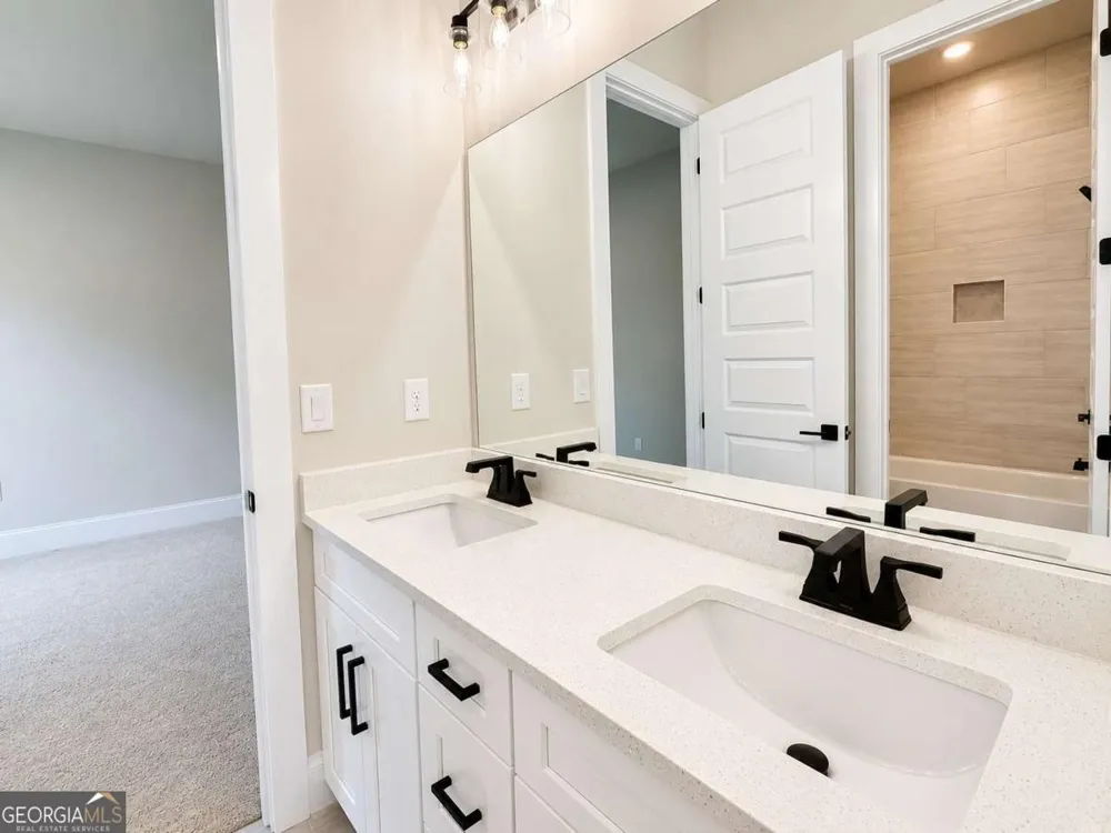 91 LENTEN ROSE LN Pendergrass, GA 30567