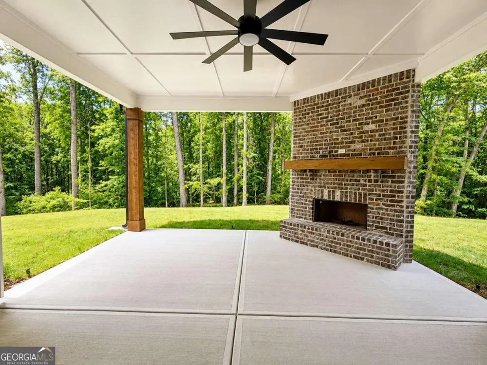 91 LENTEN ROSE LN Pendergrass, GA 30567
