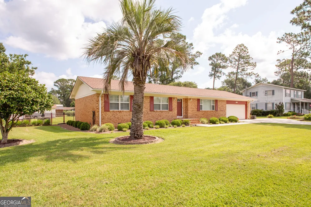 3113 Southwood DR Waycross, GA 31503