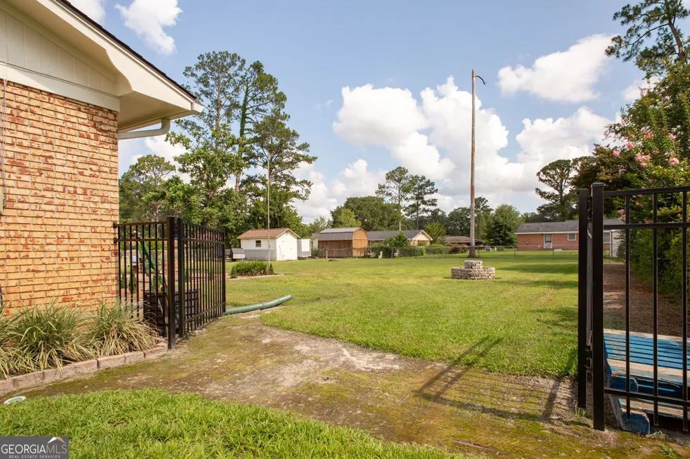 3113 Southwood DR Waycross, GA 31503