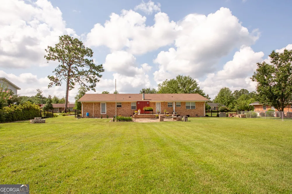 3113 Southwood DR Waycross, GA 31503