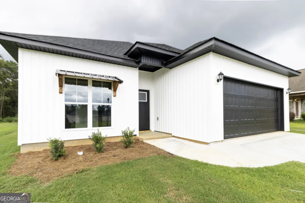 67 Cole DR Hawkinsville, GA 31036