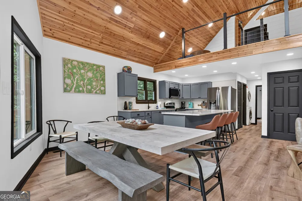 2 Watson Gap RD Mineral Bluff, GA 30559