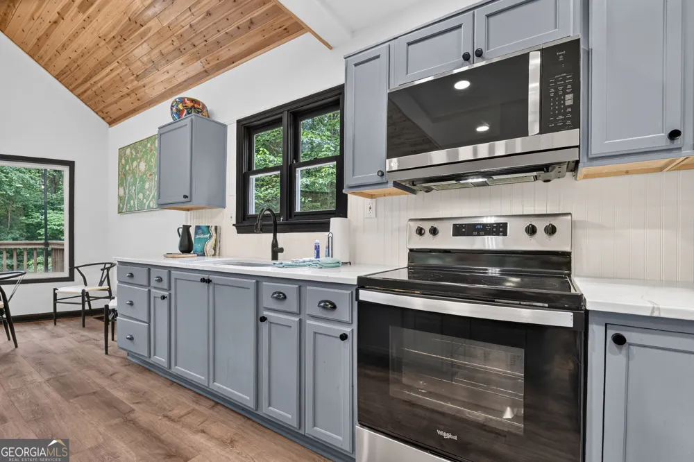 2 Watson Gap RD Mineral Bluff, GA 30559
