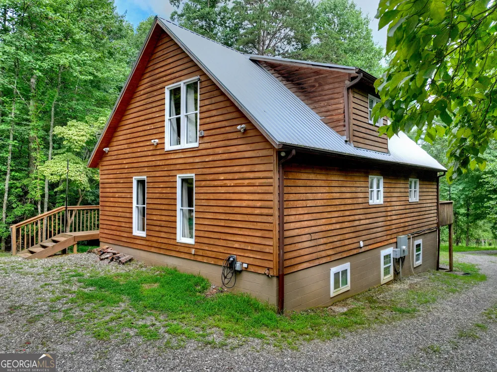 2 Watson Gap RD Mineral Bluff, GA 30559