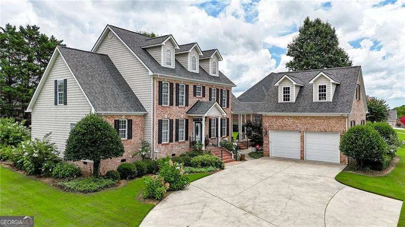 325 Highland Pointe DR Cohutta, GA 30710