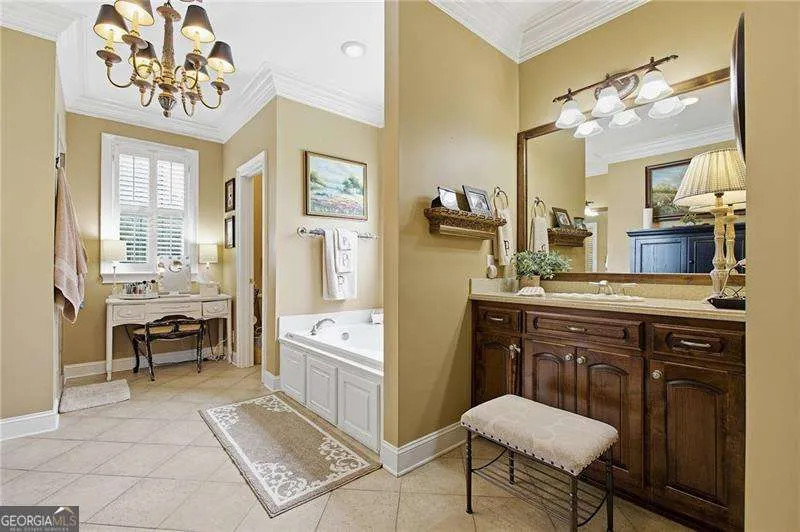 325 Highland Pointe DR Cohutta, GA 30710
