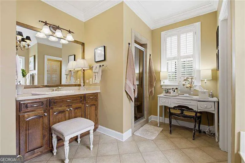 325 Highland Pointe DR Cohutta, GA 30710