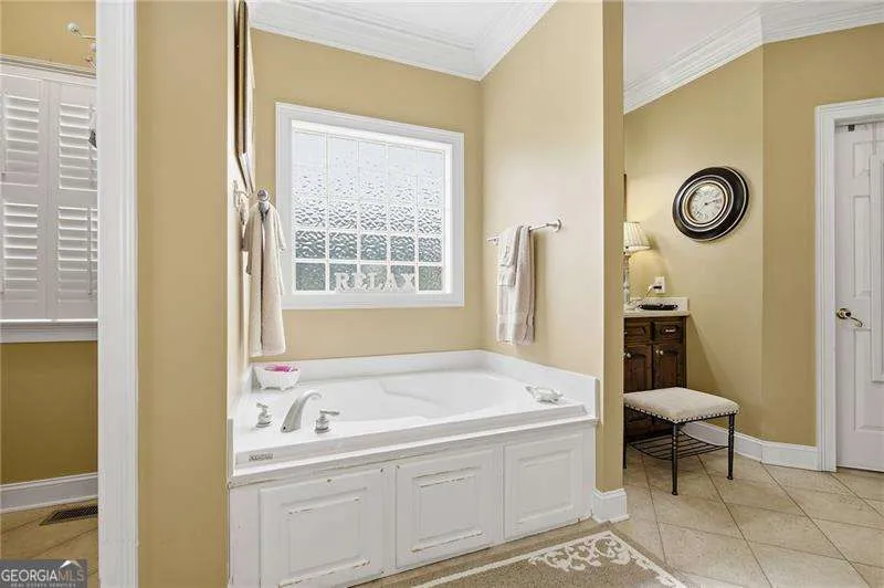325 Highland Pointe DR Cohutta, GA 30710