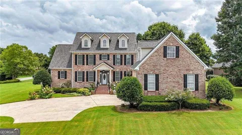 325 Highland Pointe DR