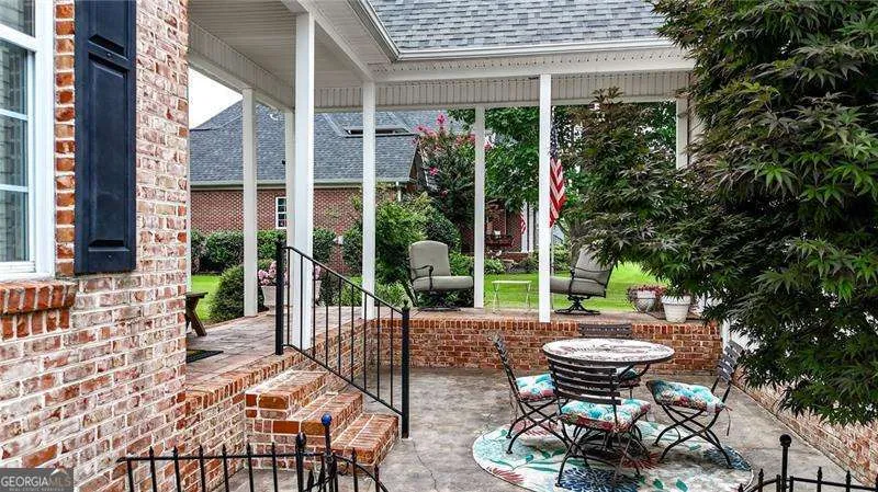 325 Highland Pointe DR Cohutta, GA 30710