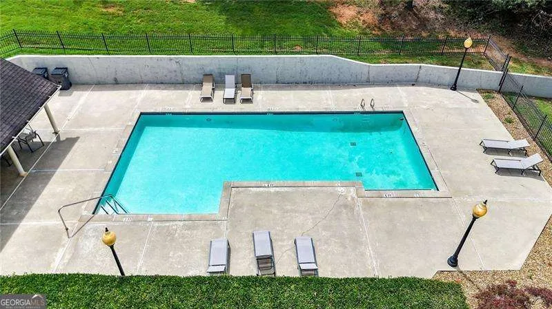 325 Highland Pointe DR Cohutta, GA 30710