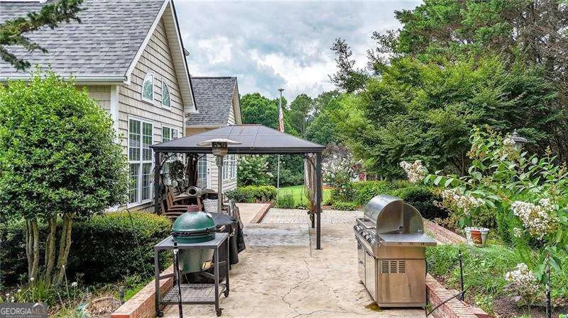 325 Highland Pointe DR Cohutta, GA 30710