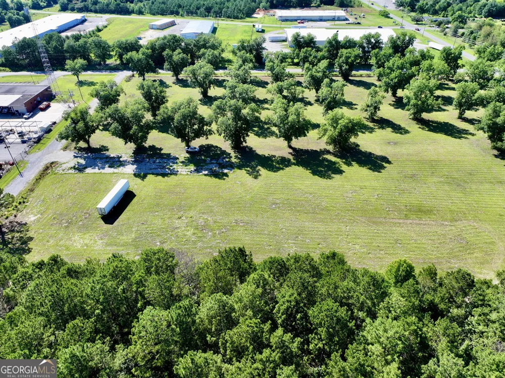 1 Kellam RD Dublin, GA 31021