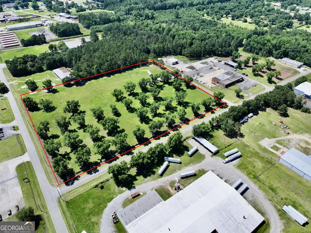 1 Kellam RD Dublin, GA 31021