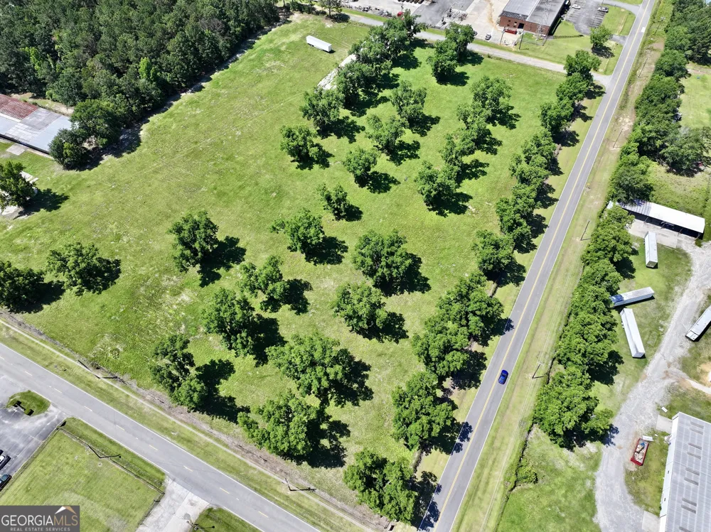 1 Kellam RD Dublin, GA 31021