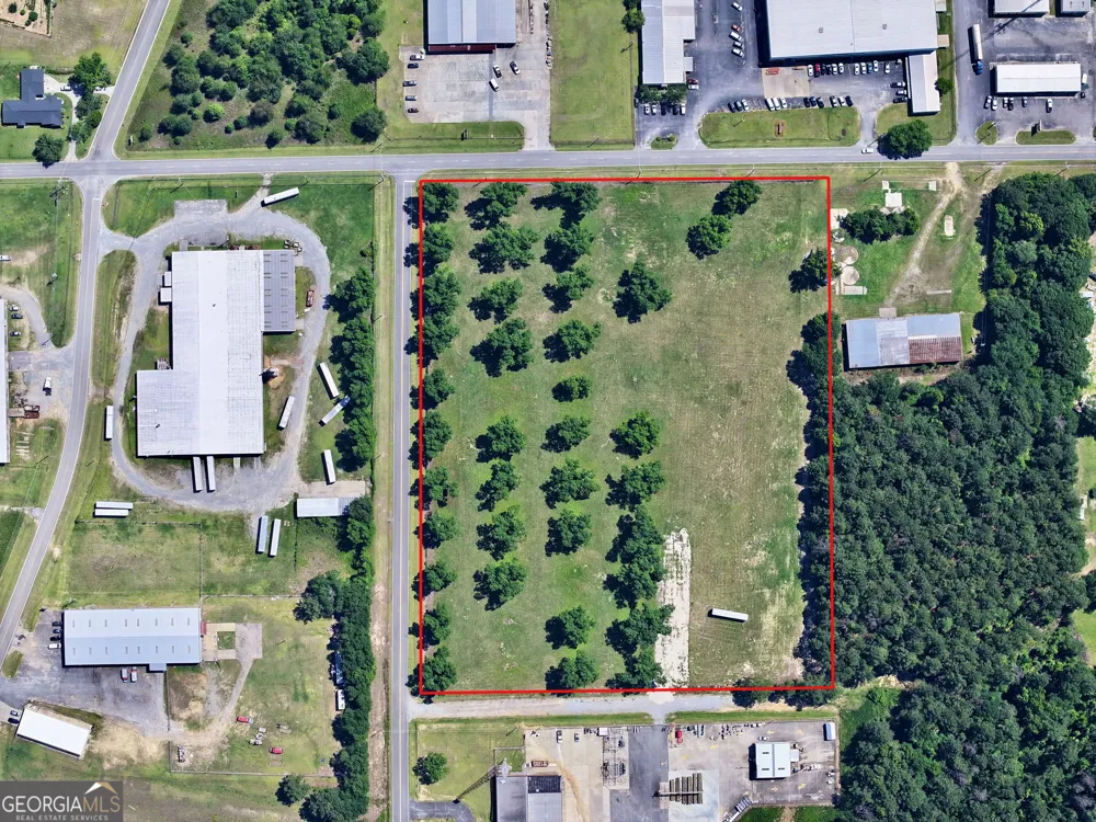 1 Kellam RD Dublin, GA 31021