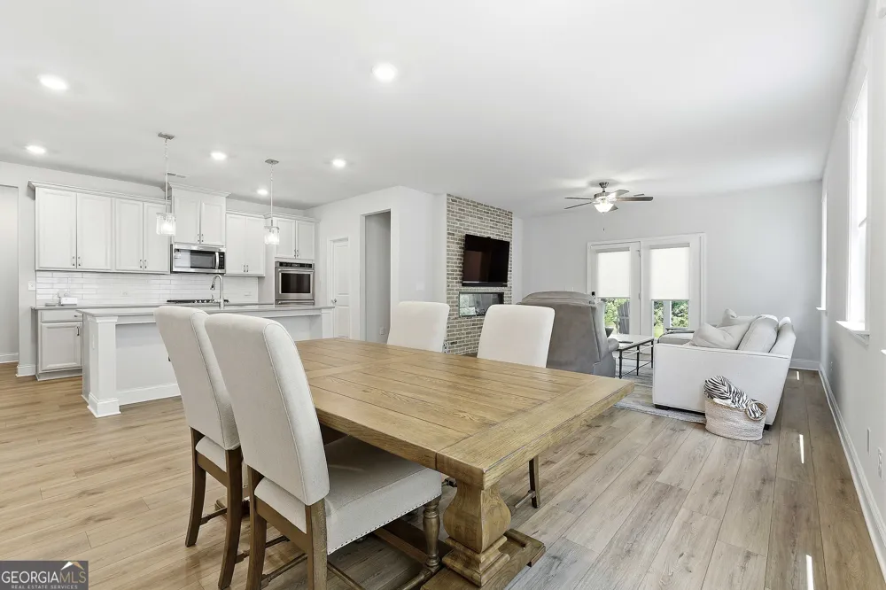357 Caledonia CT Peachtree City, GA 30269