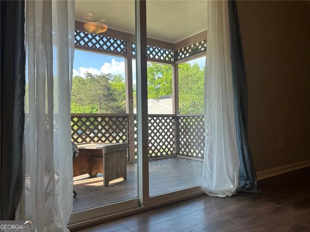 336 Quail RUN Roswell, GA 30076