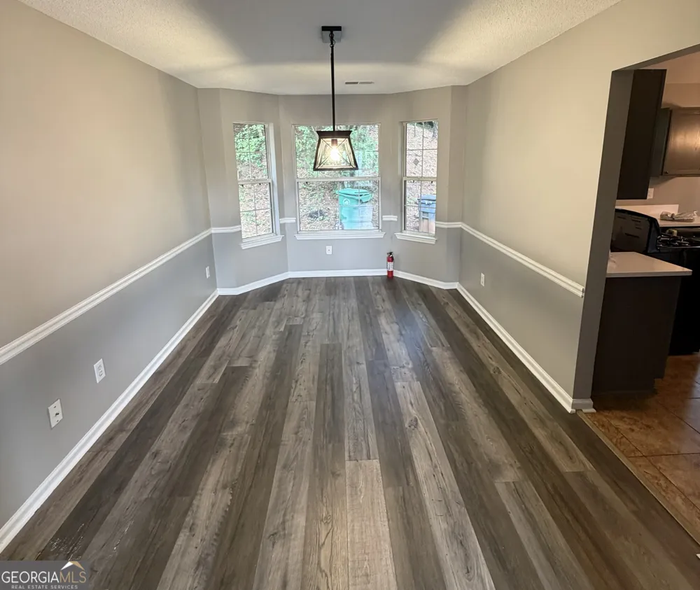 3917 Creek Shoals LN Ellenwood, GA 30294