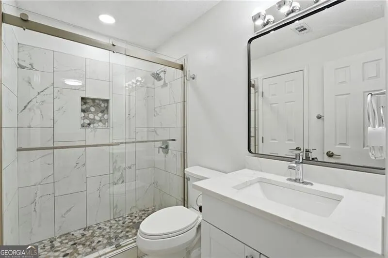 904 Wentworth CT Alpharetta, GA 30022