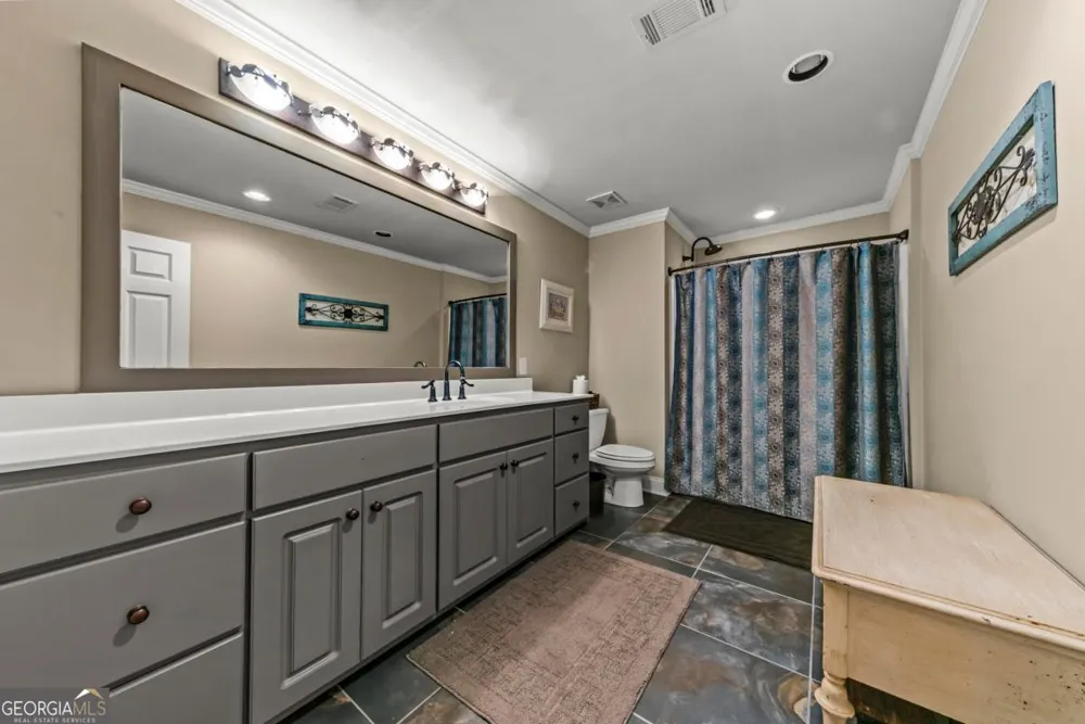 1020 Colonial CT Greensboro, GA 30642