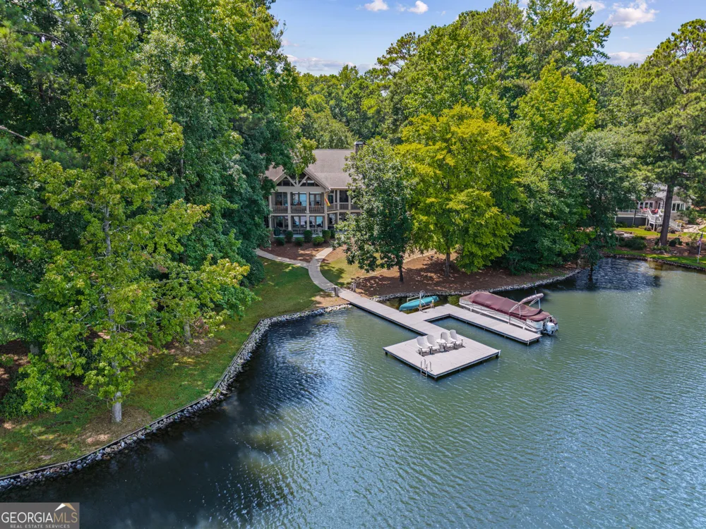 1020 Colonial CT Greensboro, GA 30642