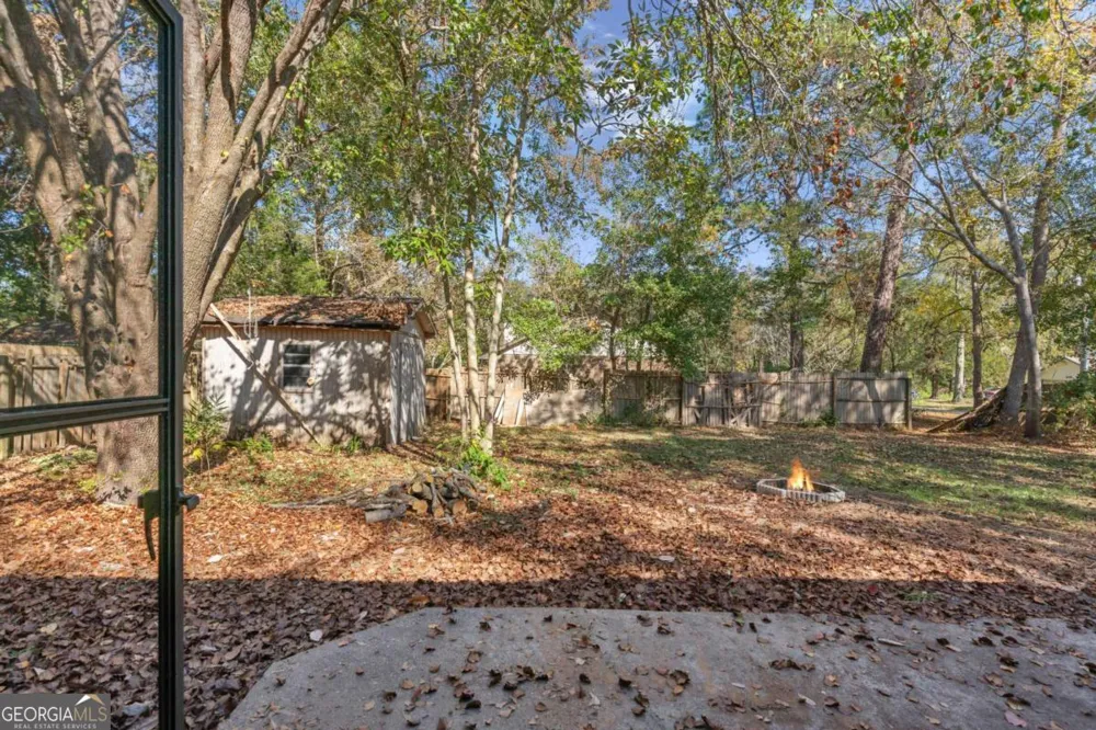 156 W Peach AVE Kingsland, GA 31548