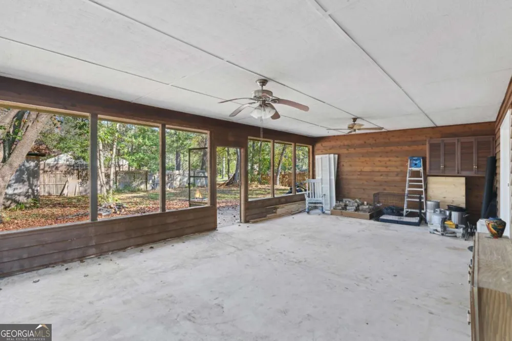 156 W Peach AVE Kingsland, GA 31548