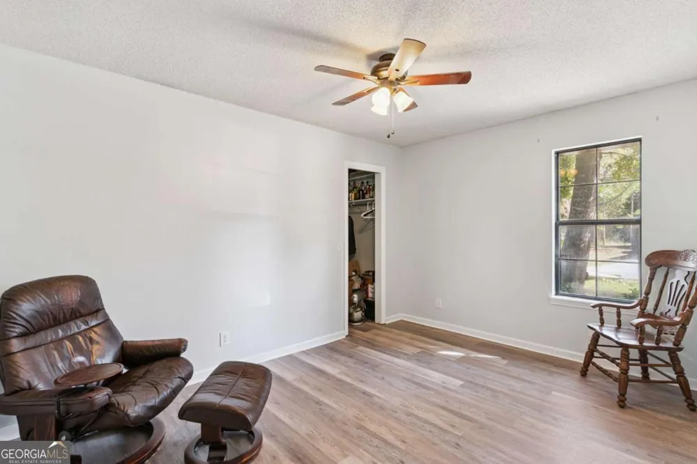 156 W Peach AVE Kingsland, GA 31548