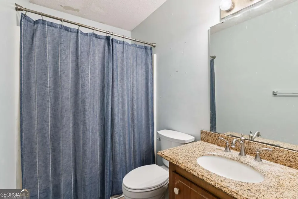 156 W Peach AVE Kingsland, GA 31548